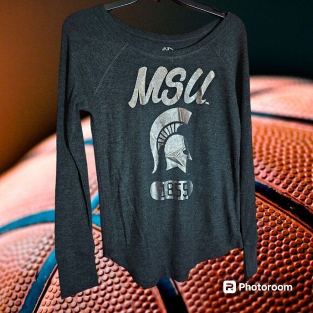 Recycled Karma Michigan State Long Sleeve Size M (N72)